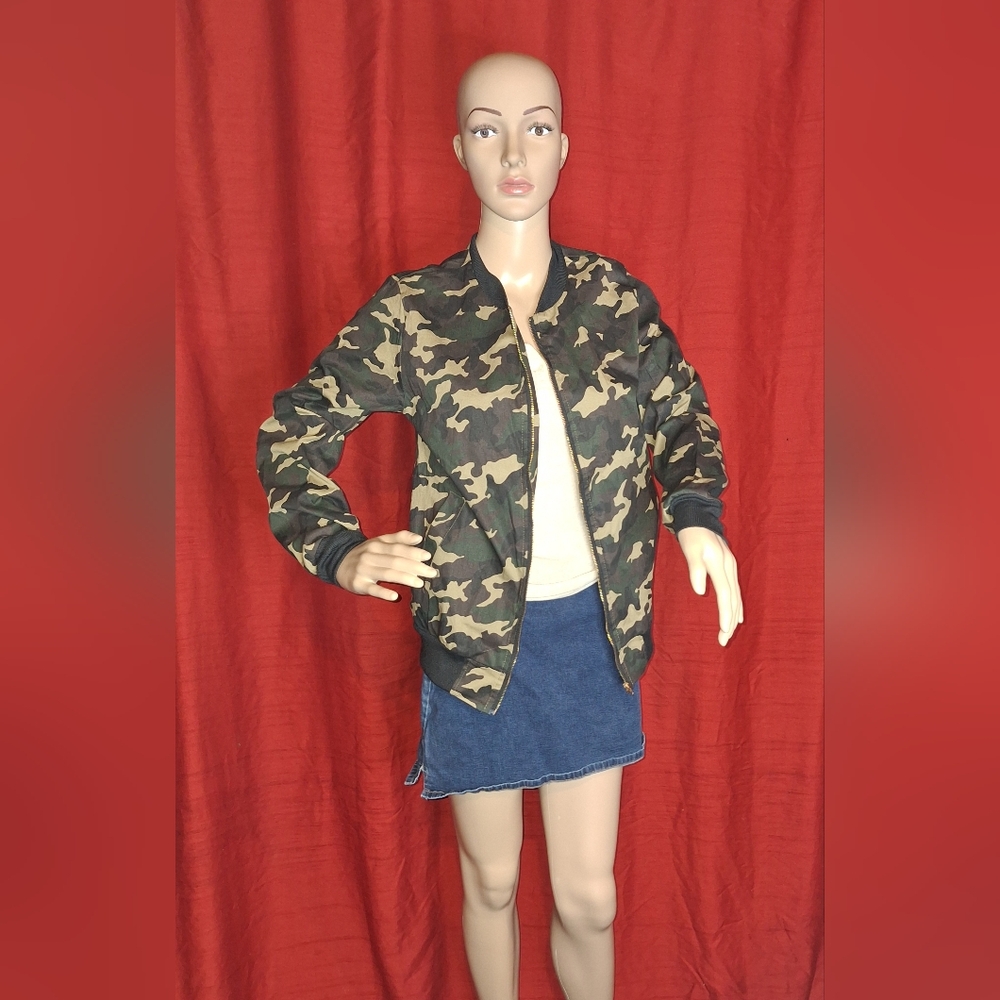 UNBRANDED/ THIN CAMO JACKET / MEDIUM